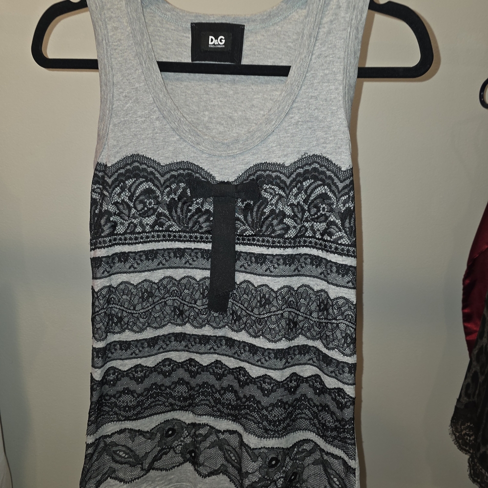 D&G Women's Gray and Black Lace Tank Top